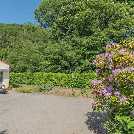 Jardin Fleuri - Proche Foix Apartament